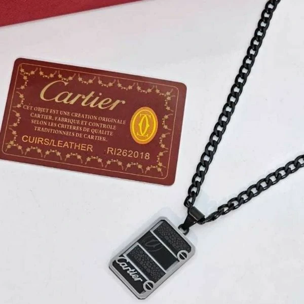 An Elegant Men Necklace with a Modern Design
